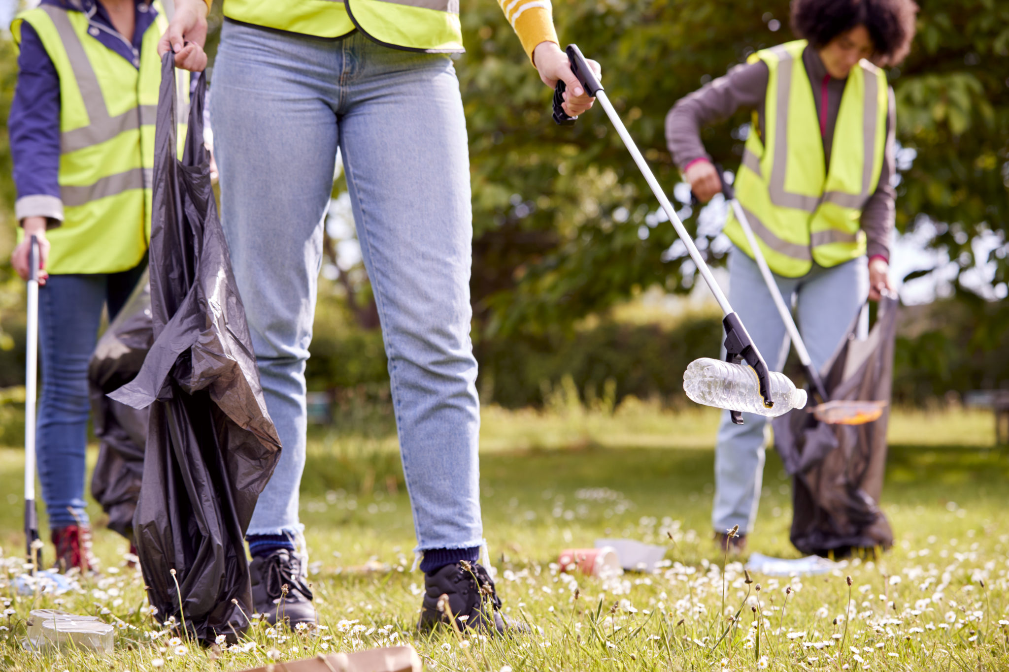 How to Organize a Successful Community Clean-Up Event